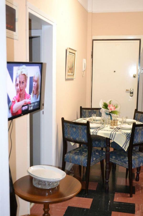 Agia Sofia'S Down Town Flat Apartment Tesalonika Bagian luar foto