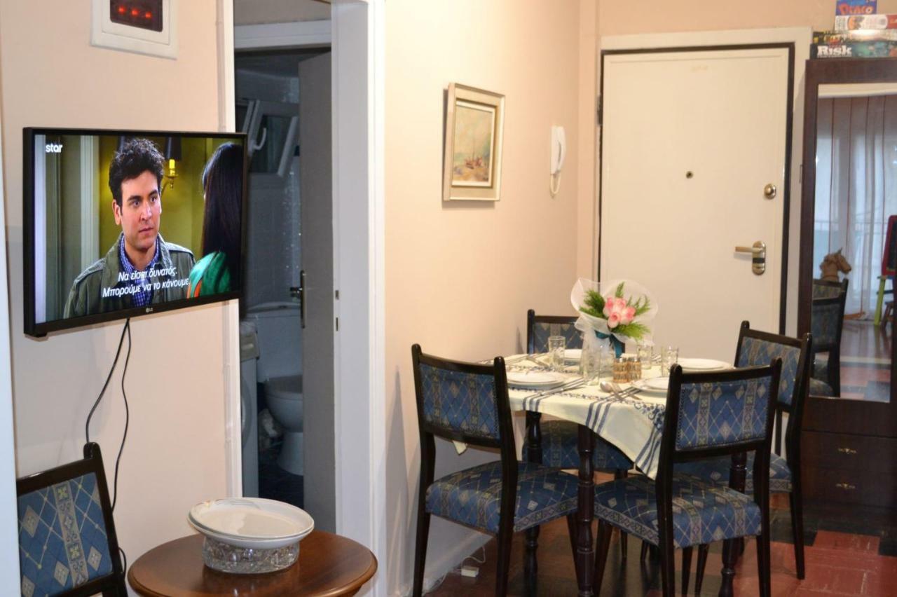 Agia Sofia'S Down Town Flat Apartment Tesalonika Bagian luar foto