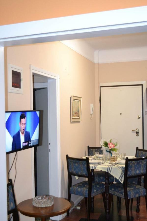 Agia Sofia'S Down Town Flat Apartment Tesalonika Bagian luar foto