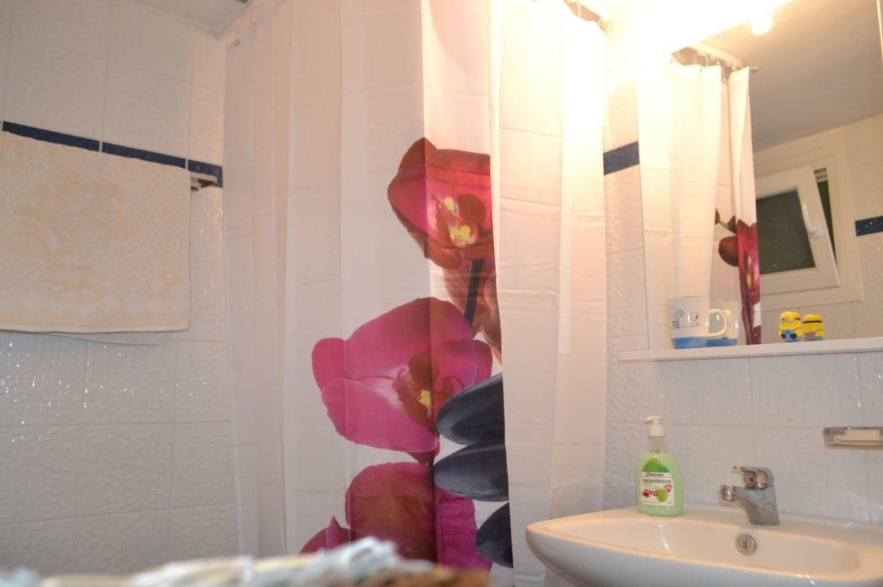 Agia Sofia'S Down Town Flat Apartment Tesalonika Bagian luar foto