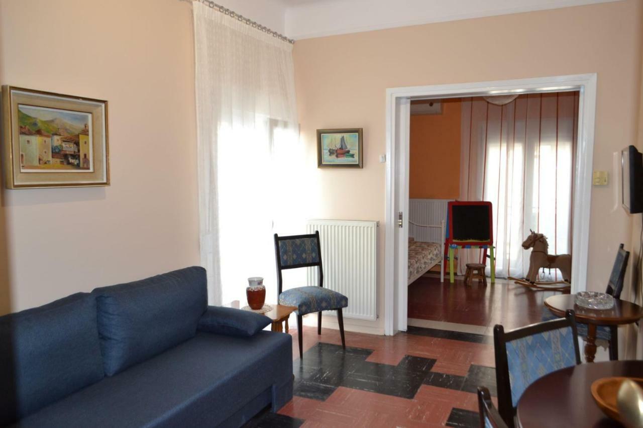 Agia Sofia'S Down Town Flat Apartment Tesalonika Bagian luar foto