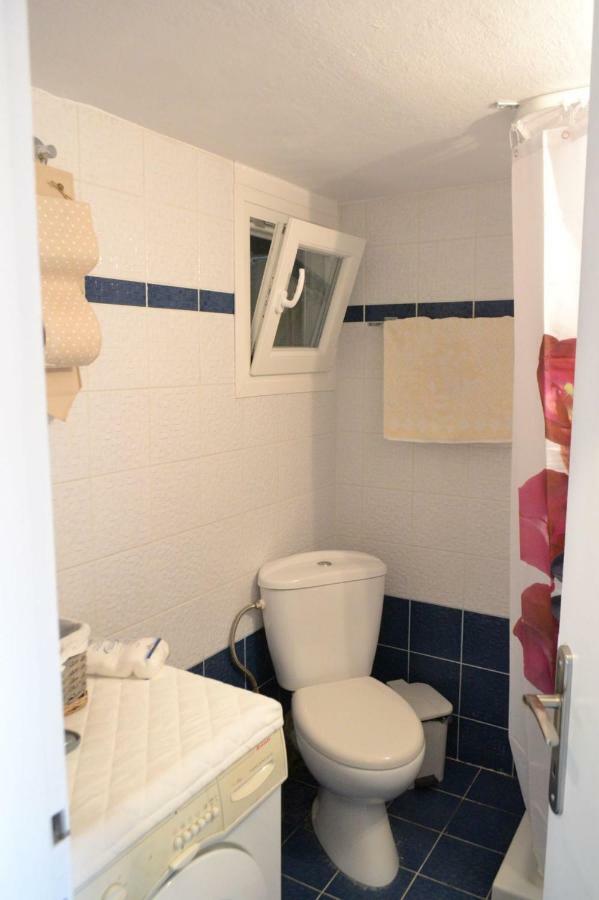 Agia Sofia'S Down Town Flat Apartment Tesalonika Bagian luar foto
