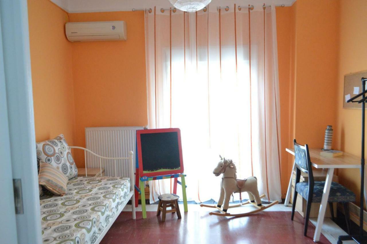 Agia Sofia'S Down Town Flat Apartment Tesalonika Bagian luar foto